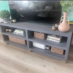 media/ tv stand 