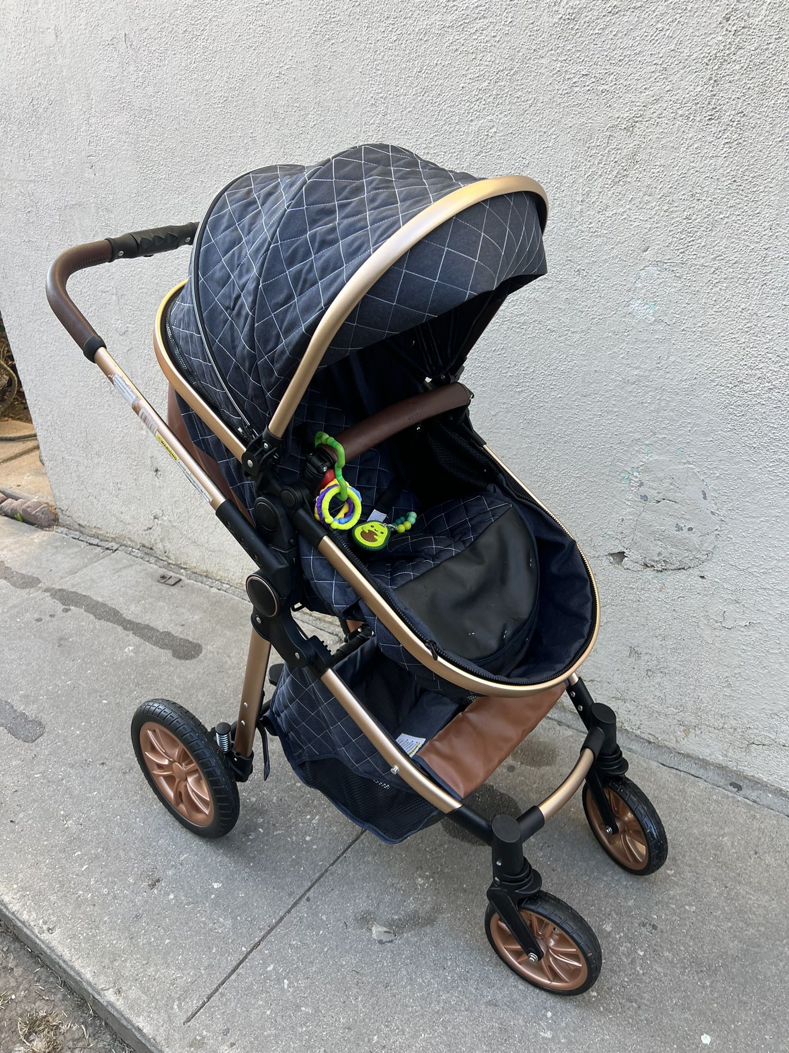 BABY STROLLER REVELSIBLE 