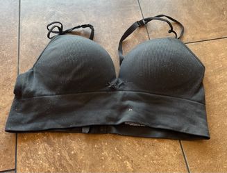 Black Ribbed Push-Up Bra with Adjustable Straps