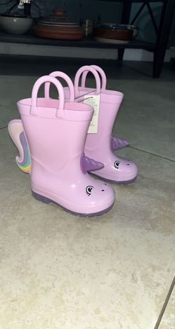 Old Navy Toddler Girl’s Unicorn Rain Boots, Size 5