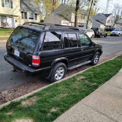 Nissan Pathfinder 2003