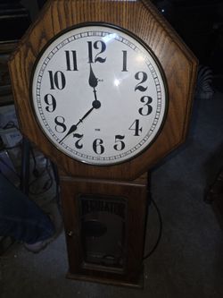 Large Miller Beer Tavern Wall Clock – Vintage Bar Decor