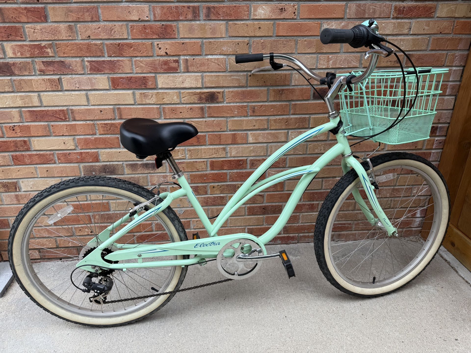 Bike - Beach Cruiser W/ Helmet + Pump