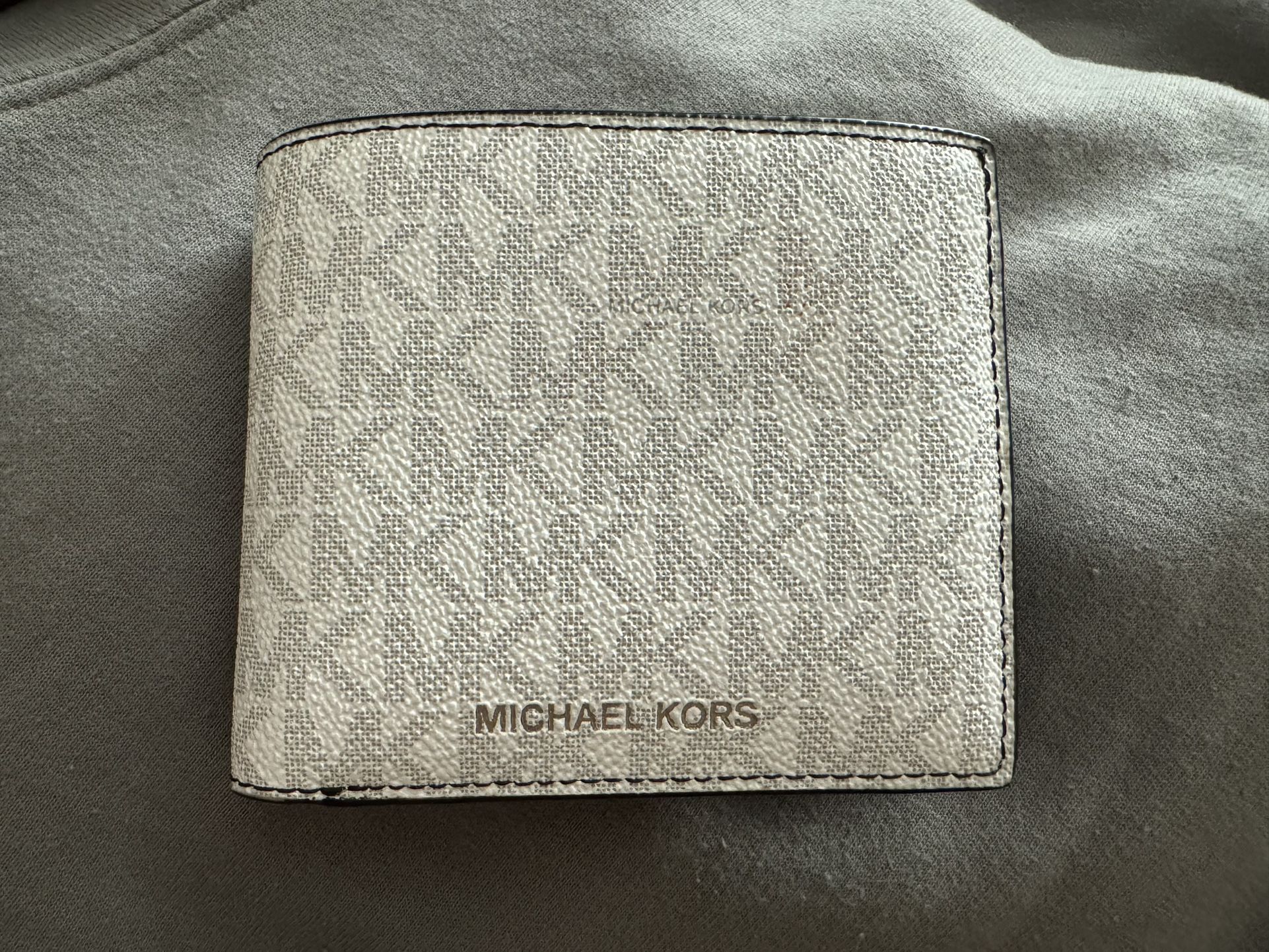 Michael Kors Billfold Wallet
