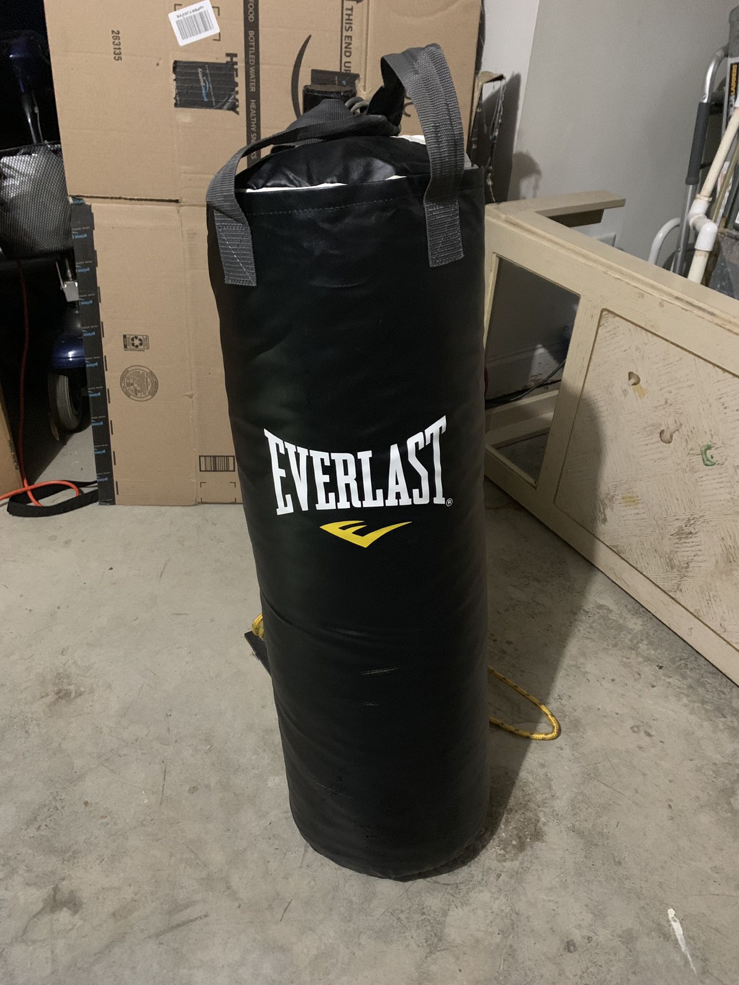 Punching Bag - Everlast. 70lb. Like New