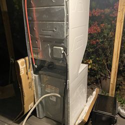 GE washer Dryer Combo Barely Used 