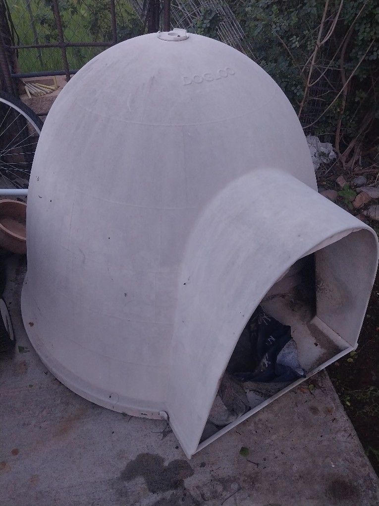 Dogloo - X-Large Dog House