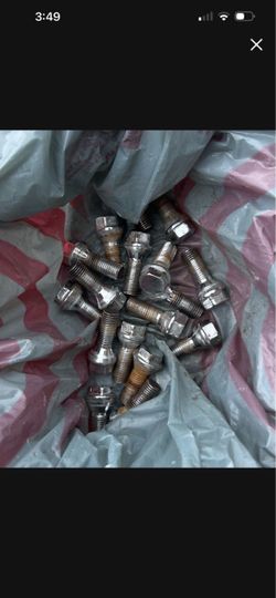 Lug Nuts for Mercedes CLK class