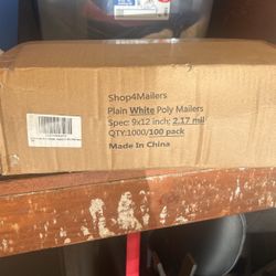 Mail Poly mailers 
