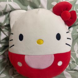Hello Kitty Squishmallow 