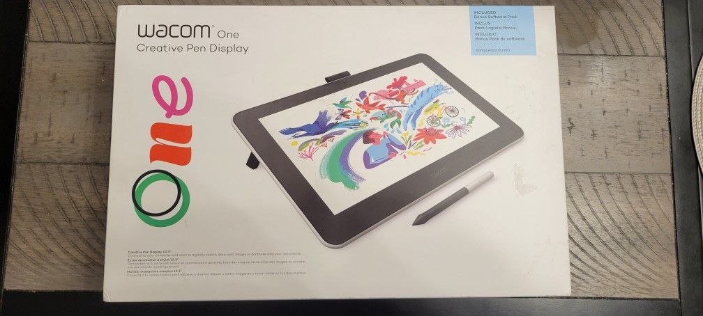 Wacom One Creative Pen Display 13.3 inch Drawing Tablet