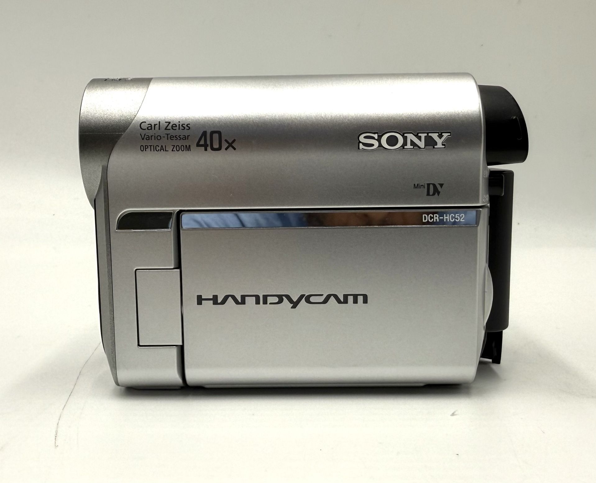Sony DCR-HC52 Handycam MiniDV Camcorder Nightshot Cable Power Cable Case