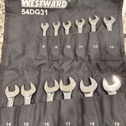 Westward Stubby Ratcheting Wrenches