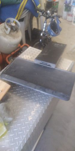 SHELF FOR KEYBOARD...EXTENDABLE