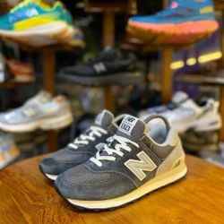 SIZE 8 NEW