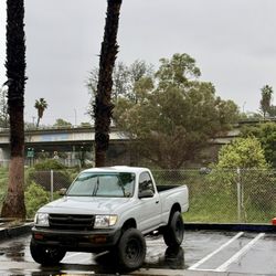 2000 Toyota Tacoma