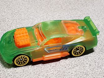 green orange hot wheels car 8187