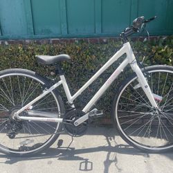 🚴🎖️👍Brand New Atlas Retrospec Hybrid Fitness Bike 🚲 👯‍♀️fits Women 4’9” To 5’10”😎