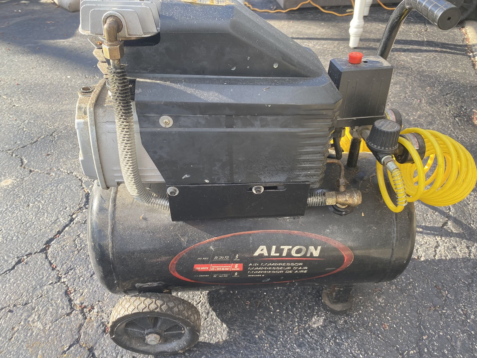 Alton Air Compressor - 6 Gallon