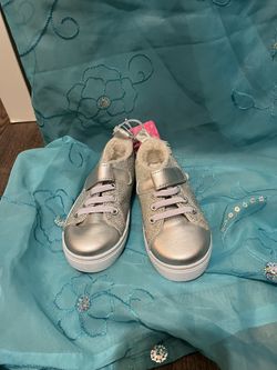 tennis shoes for girls size 6