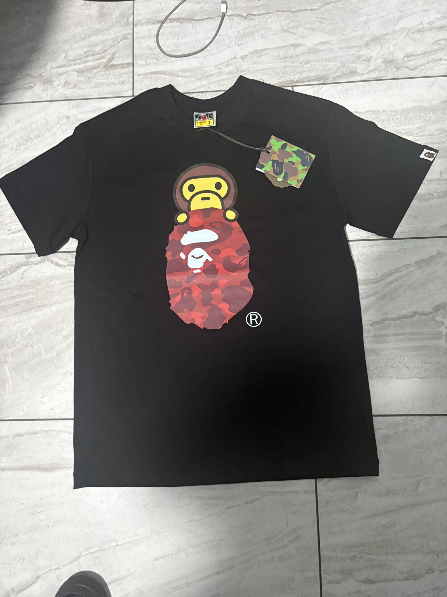 BAPE TEE RED WITH MILO SIZE M