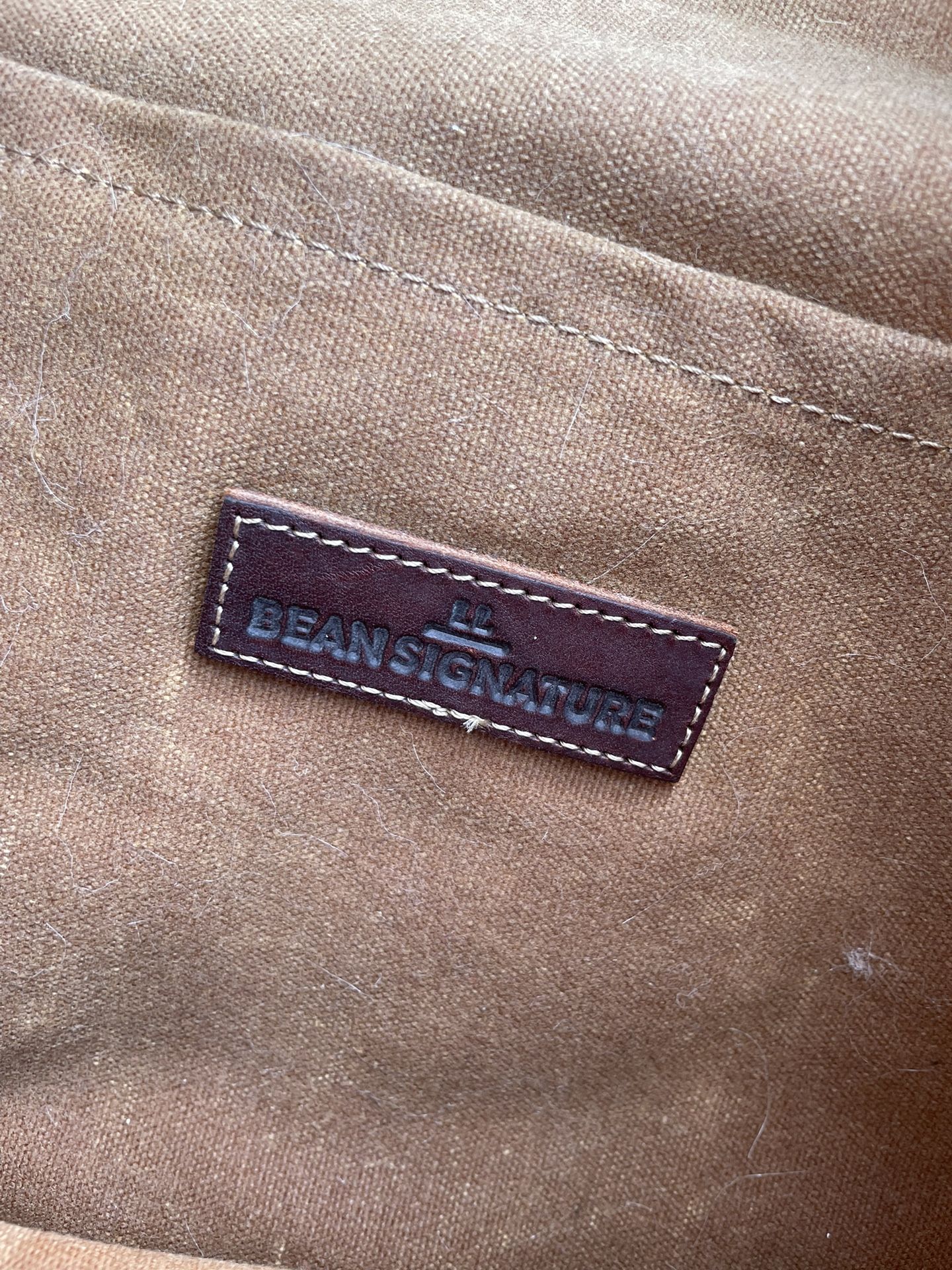 LL Bean - Vintage Tote Bags And Carry On
