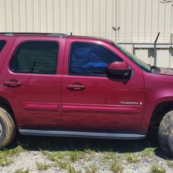 2007 GMC YUKON FOR PARTS ONLY 