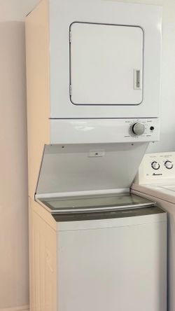 Stacked washer and dryer free delivery 🚚 available