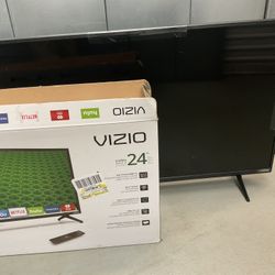 Vizio Flat Screens 24inch Plus 40 Inch Vizio 