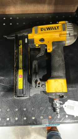 Dewalt Staple Gun