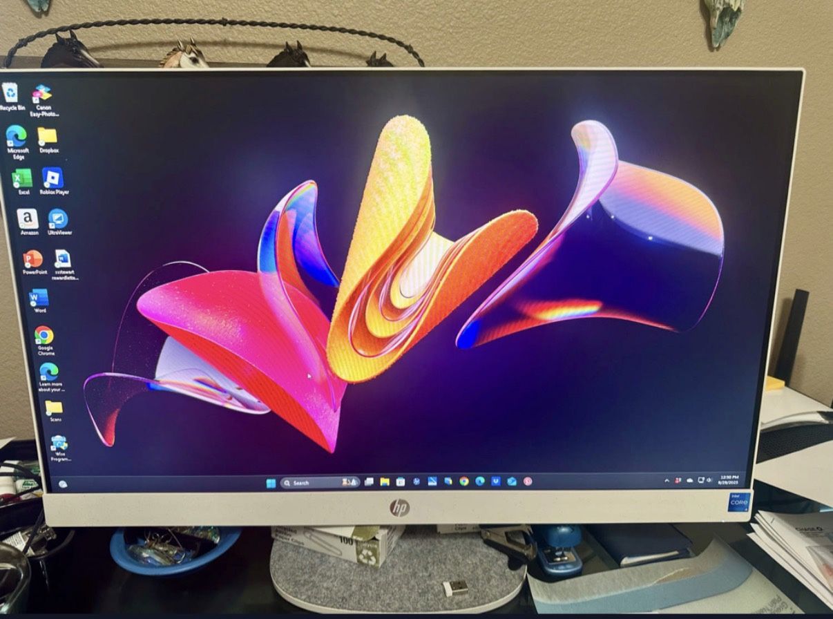 HP 27" All-in-One Desktop Windows 11 – 13th Gen, Touchscreen  