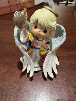 Vintage Angel Of kidness From Precious Moments
