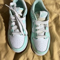 Nikes Size 1.5