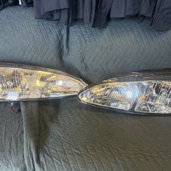 Pontiac Grand Prix 2004-2008 Akkon Headlights