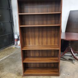 Bookshelf $60 (Good Condition)
