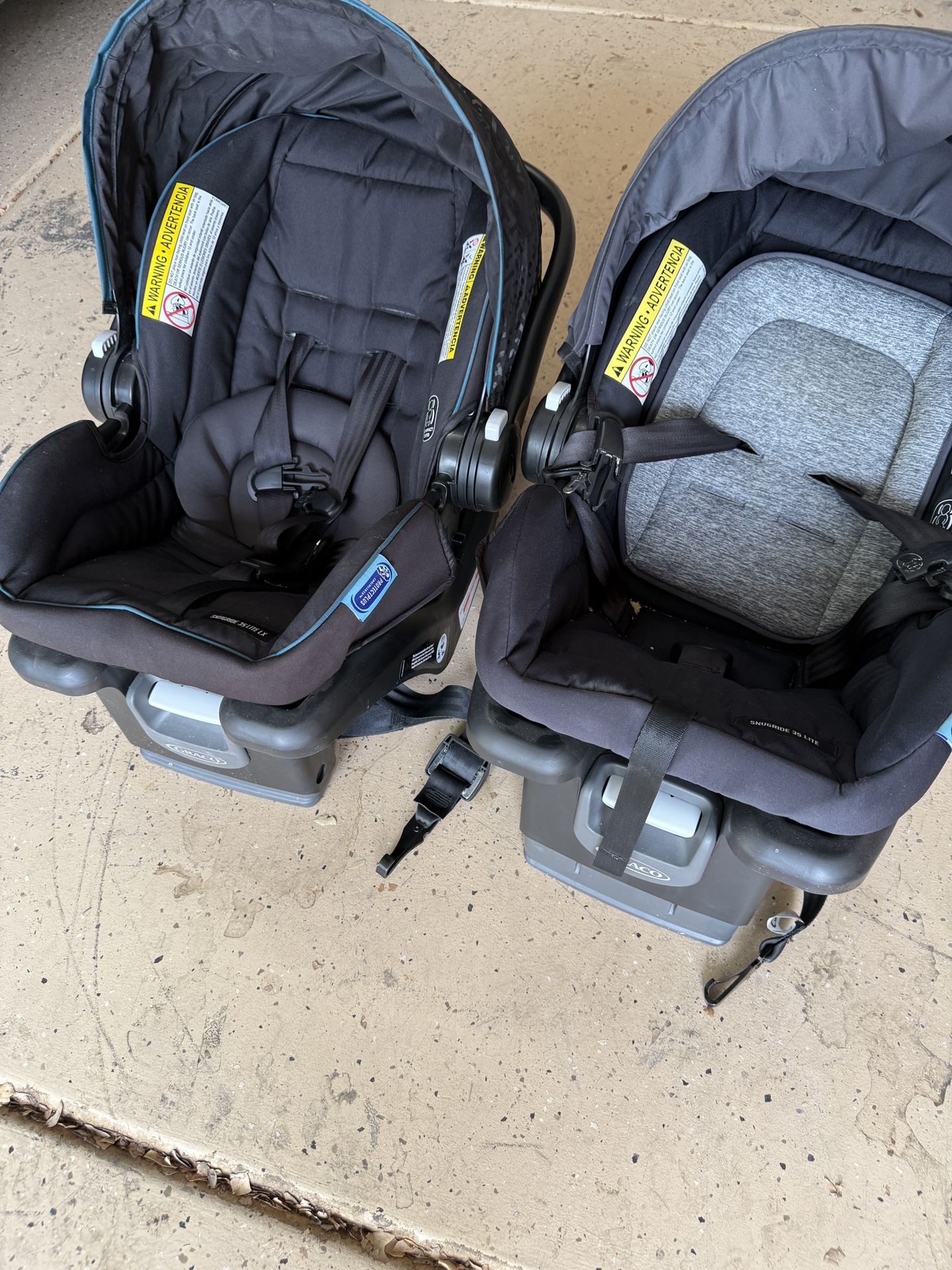 2 Graco Car Seats