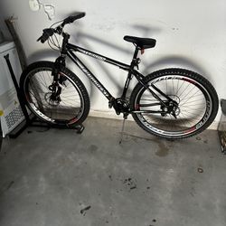 Men 29 in mountain bike