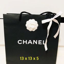 Authentic chanel Shopping Bag 
