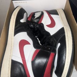 Jordan 1 Gym Red