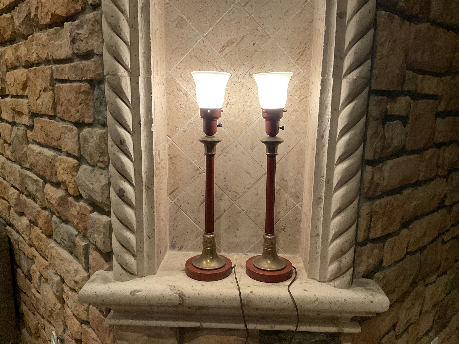 Vintage MCM Matching Pair Of Lamps Brass And Metal