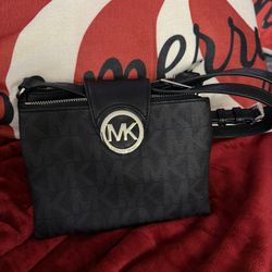 MK Crossbody 