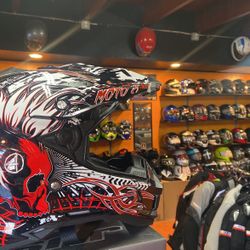 New Motorcycle Helmets Street , Off Road & More $60 And Up