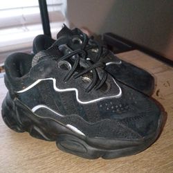 Toddler black Adidas 