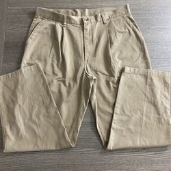 Wrangler Ultimate Khakis Men’s Pants Pleated Size 38x29 Tan