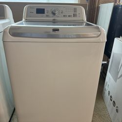 Maytag BRAVOS XL Washer And Dryer