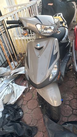 Scooter For Sale With Or Not Plates