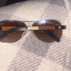 Tory Burch Aviators (woman) Almost New Comes With Fancy Case-Orange, To Match The Glasses
