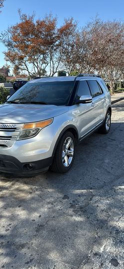 2015 Ford Explorer