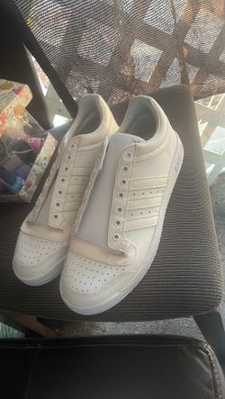 Men’s shoes