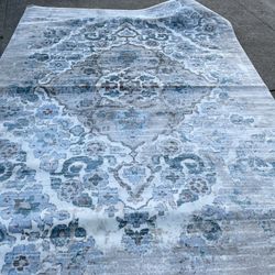 Large 8’x10’ Area Rug